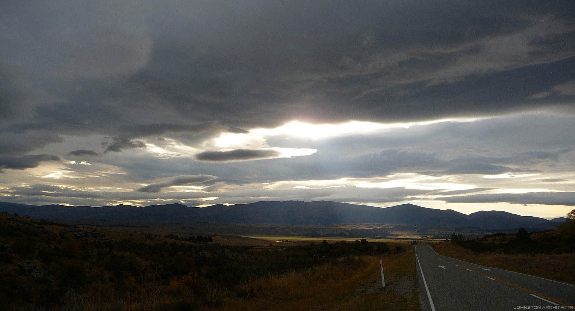 Johnston Architects 009 South Island Architects Stunning Otago Skies New Houses