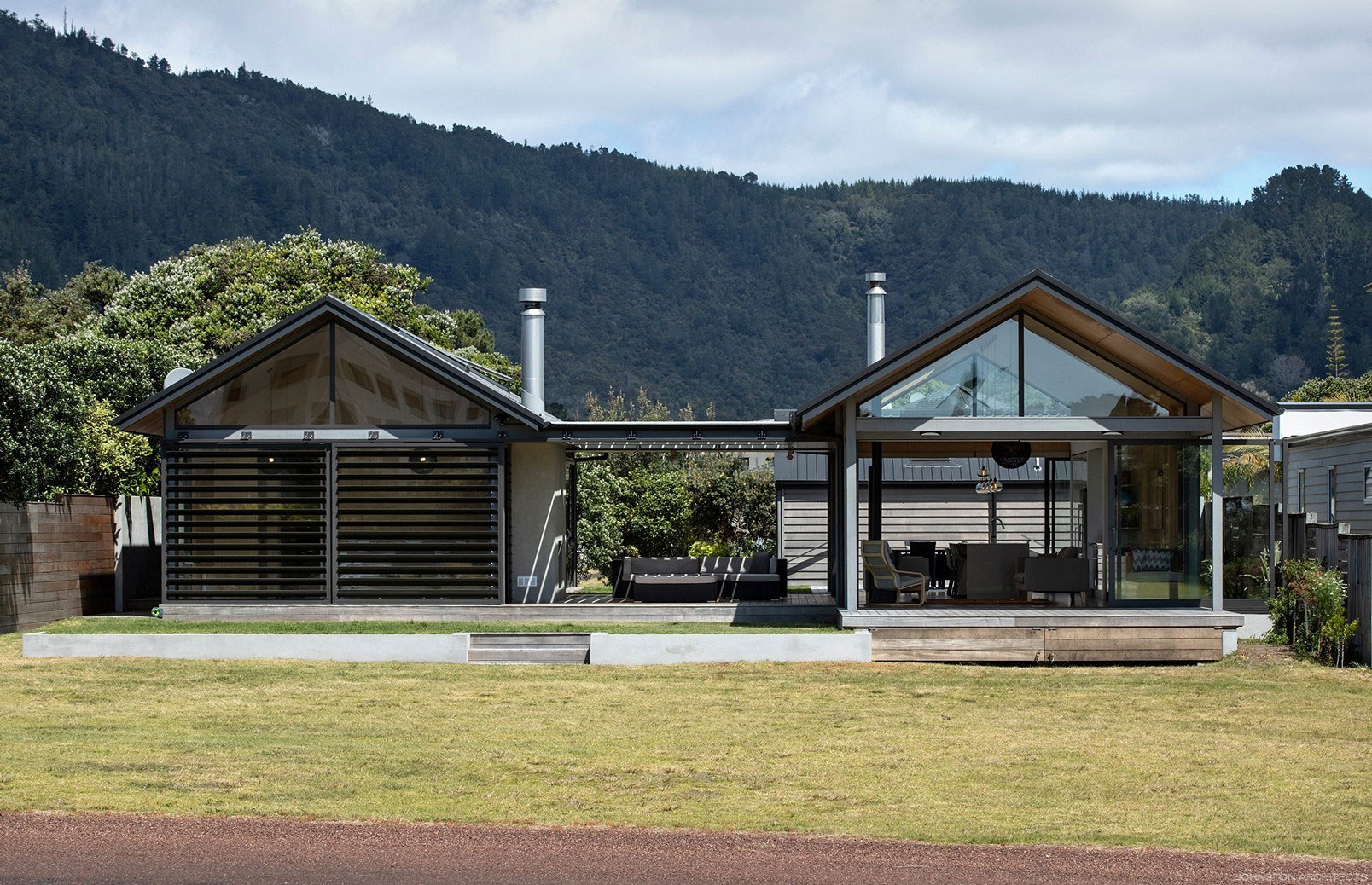 Johnston Architects 010 Coromandel House Beach Coast Design Sliding Shutter