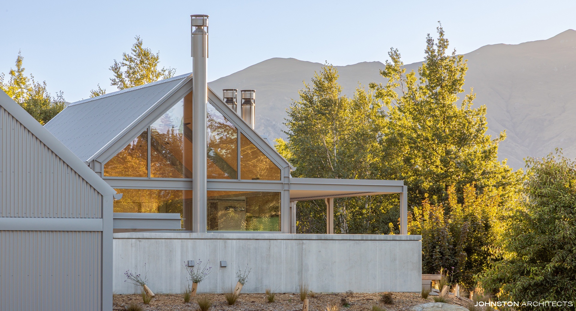 JA Corrugated Crib 004