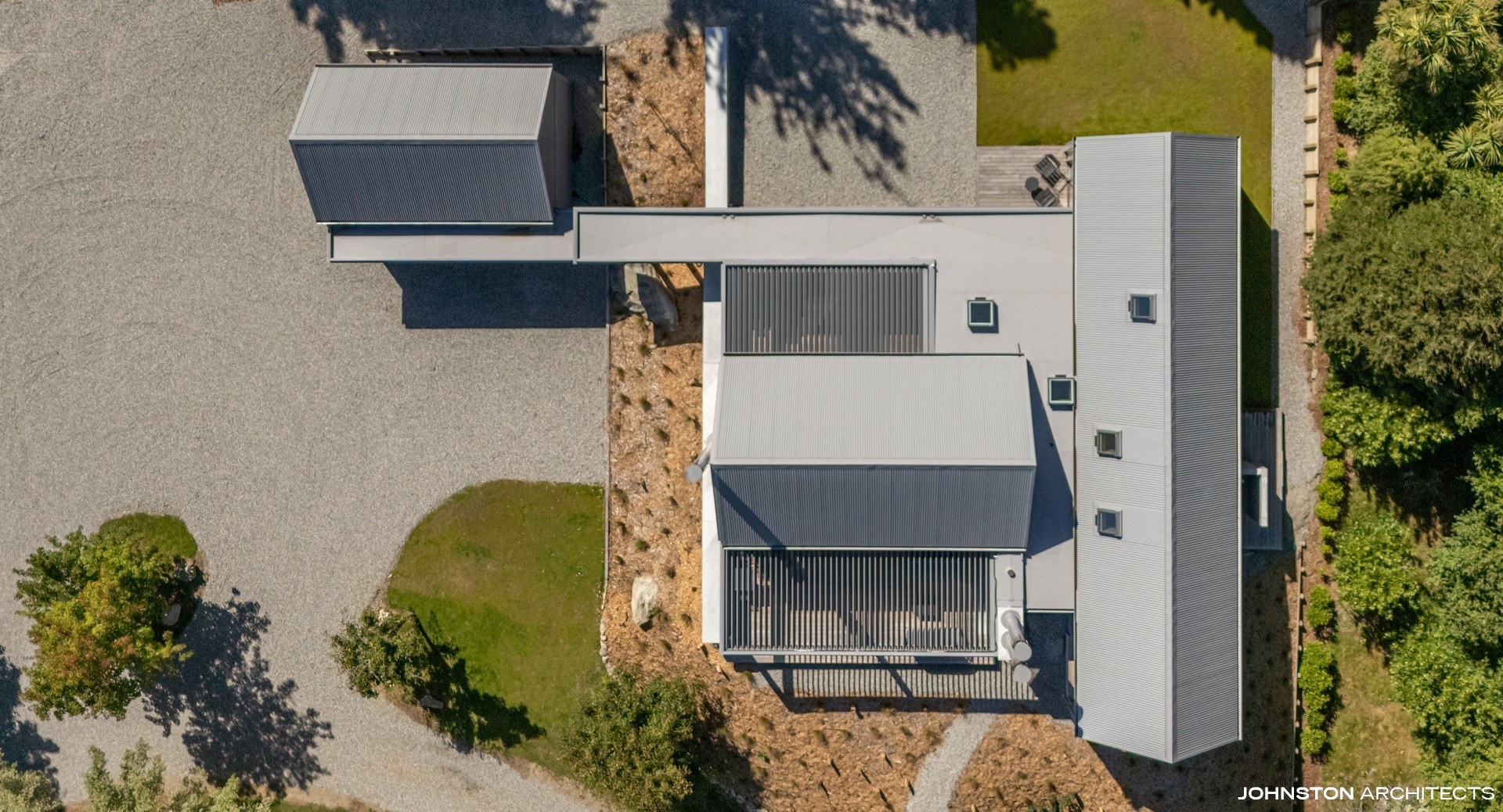 JA Corrugated Crib 016