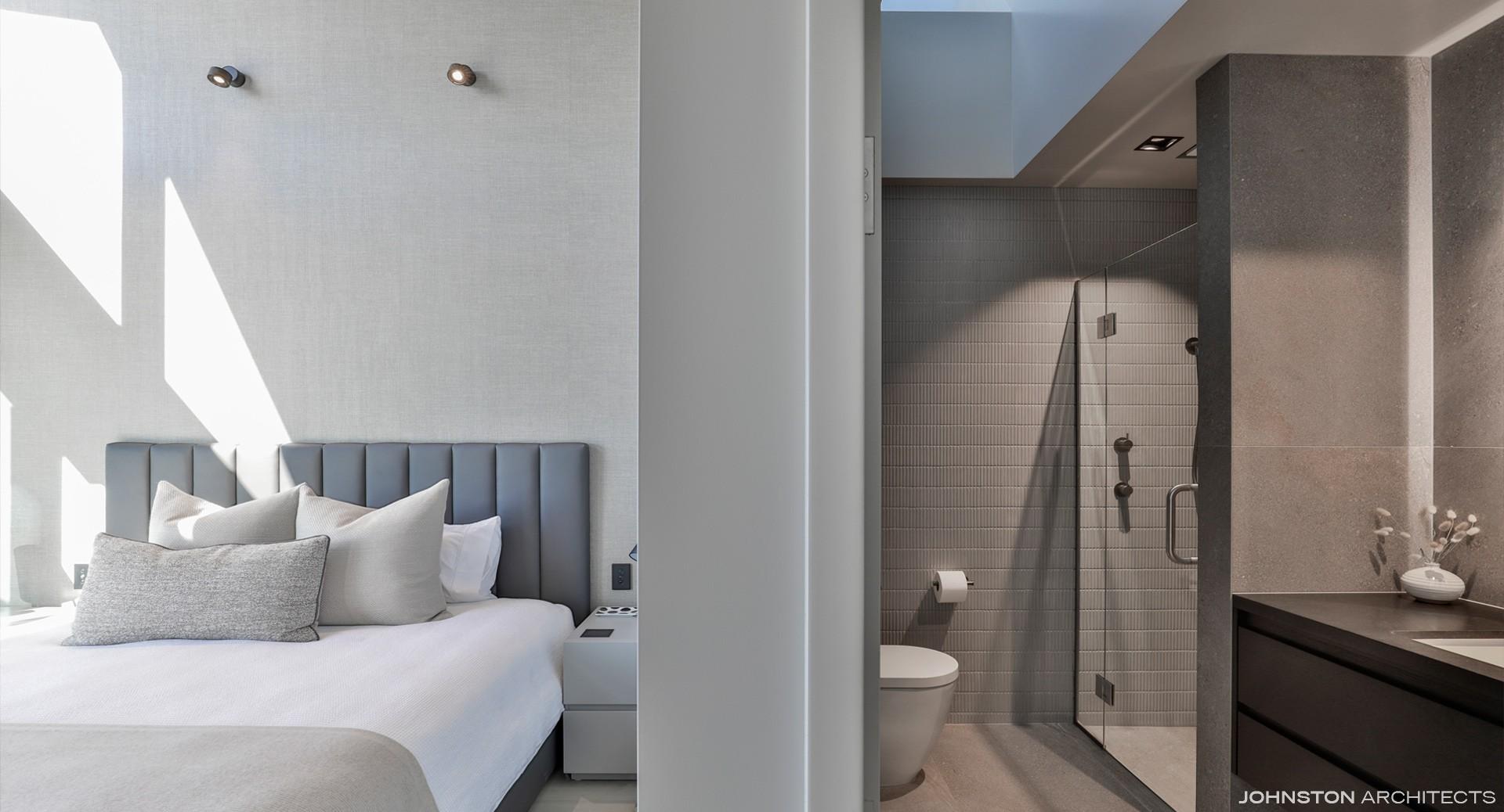 010 Marina Residence