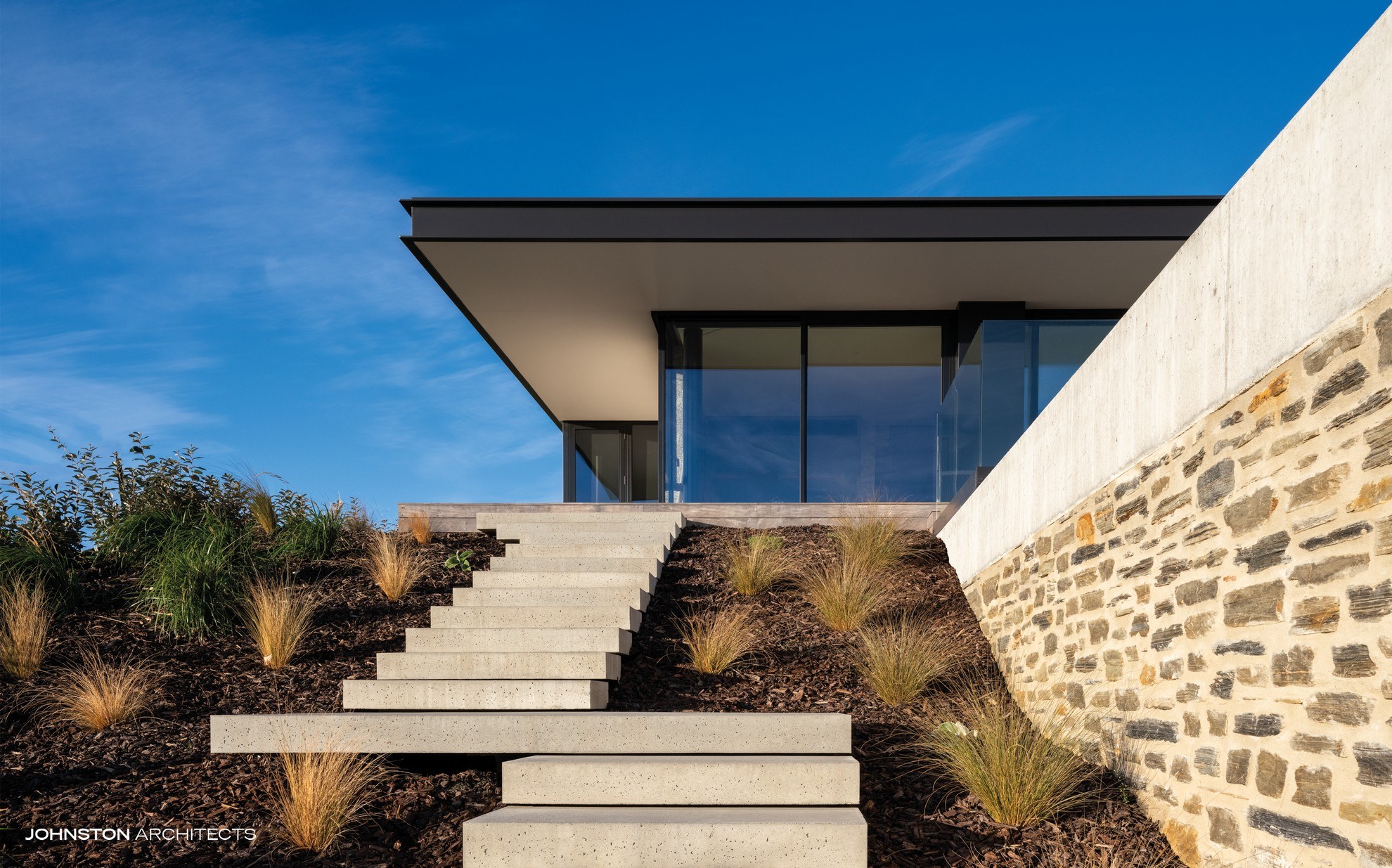 Modernist Residence Wanaka 02