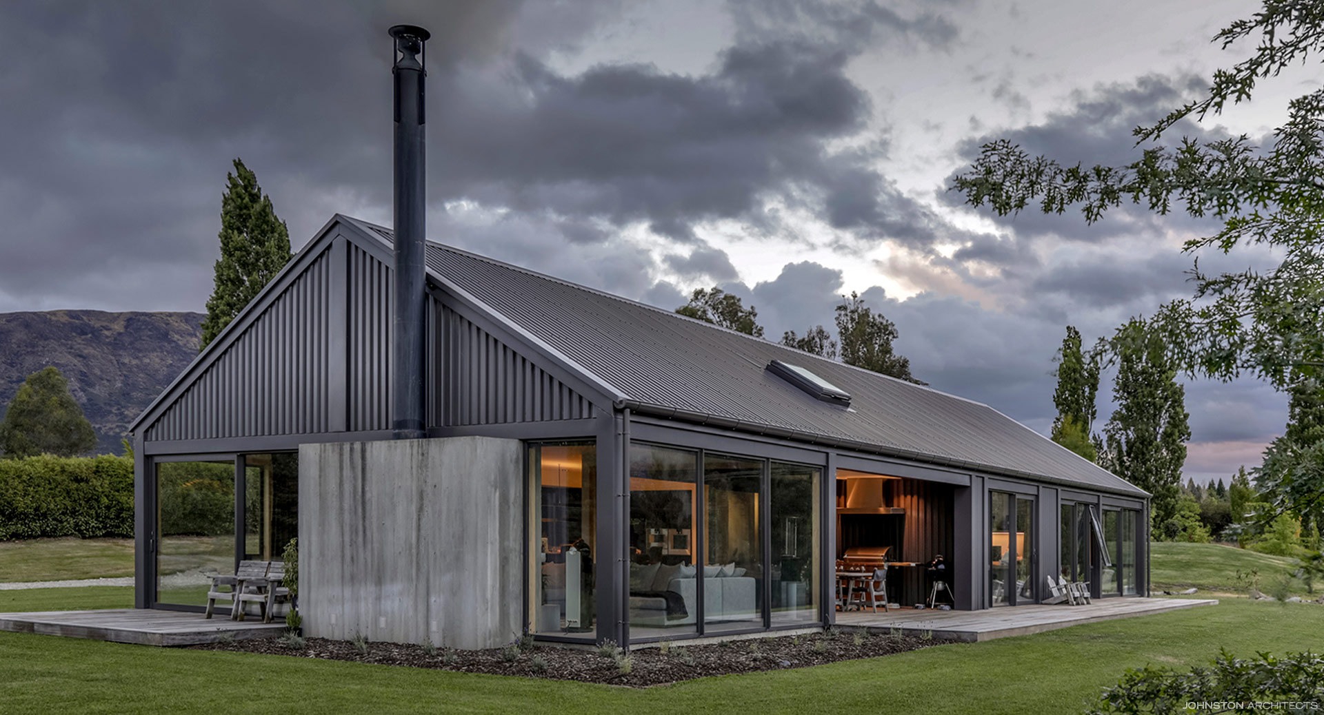JA River Valley Residence 001