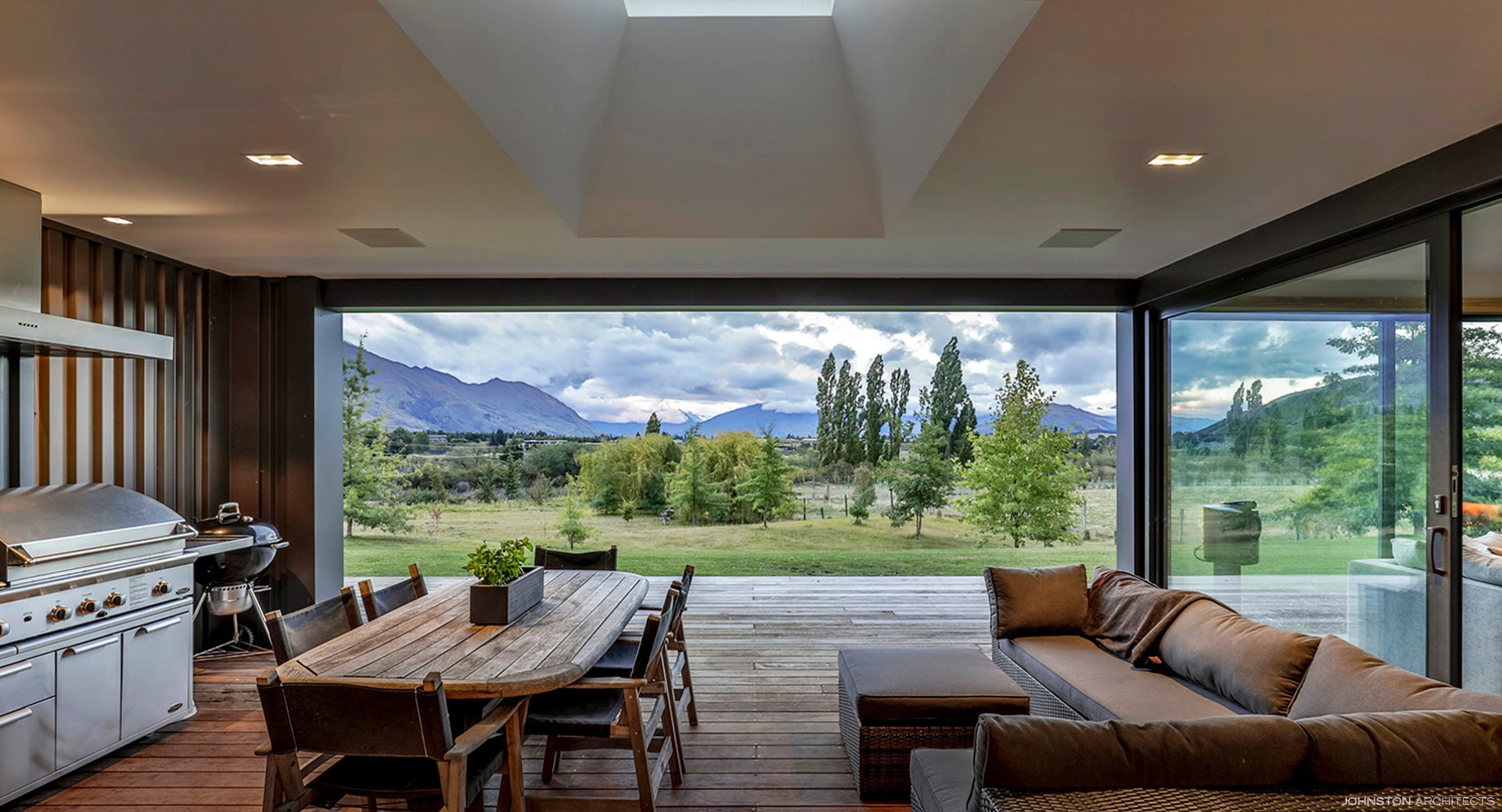 JA River Valley Residence 007